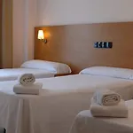 Bay Otel Roses