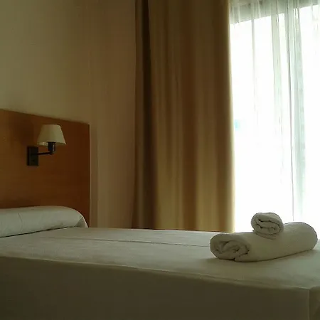 Bay ロザス