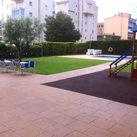 Bay Hotel 2*